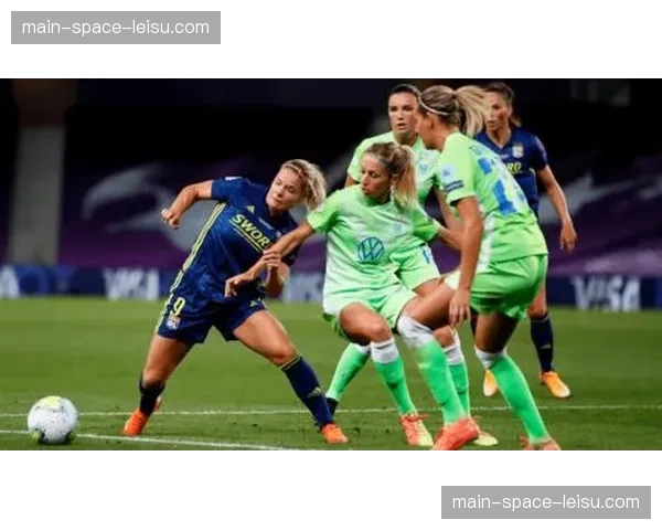 战术复盘：南特如何通过针对性的前场反抢，限制里昂的转换发起